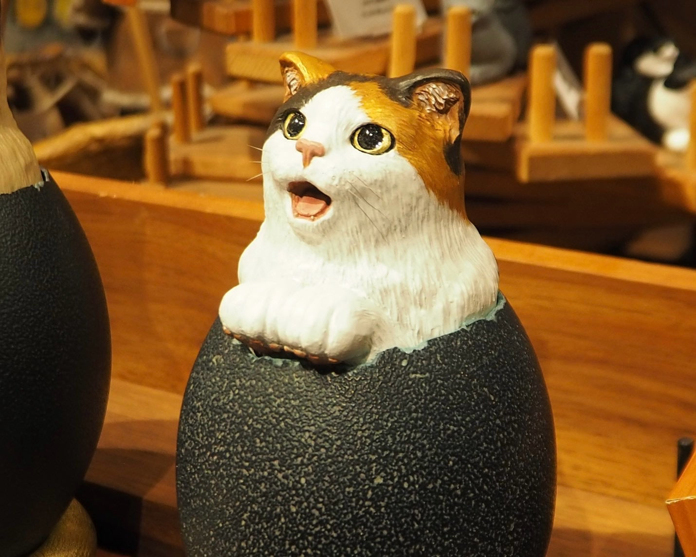 Hatching Cat ~三毛猫の誕生~