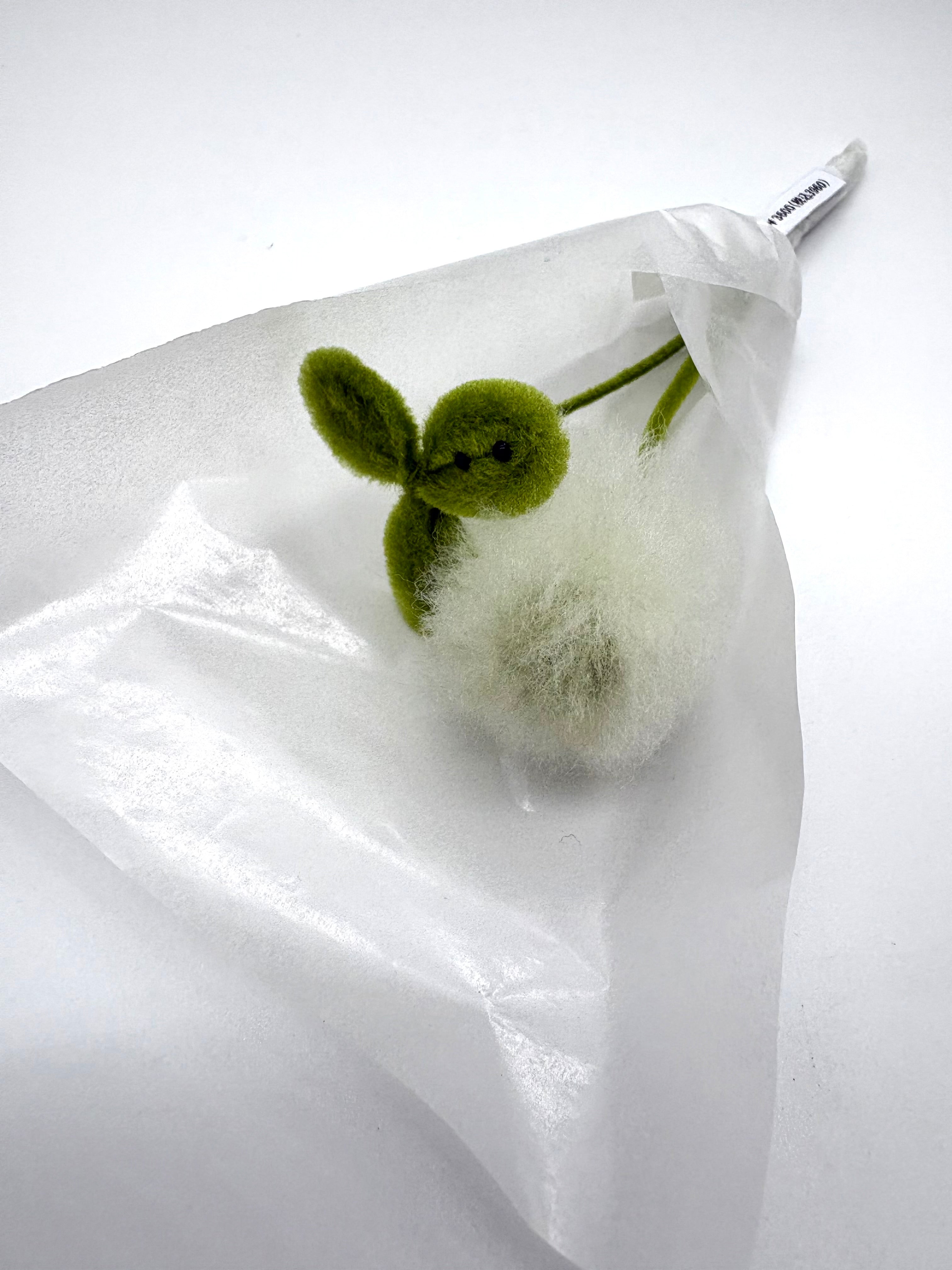 ただの草のぬいぐるみブーケ⑧（シロツメ花・シロツメ葉）